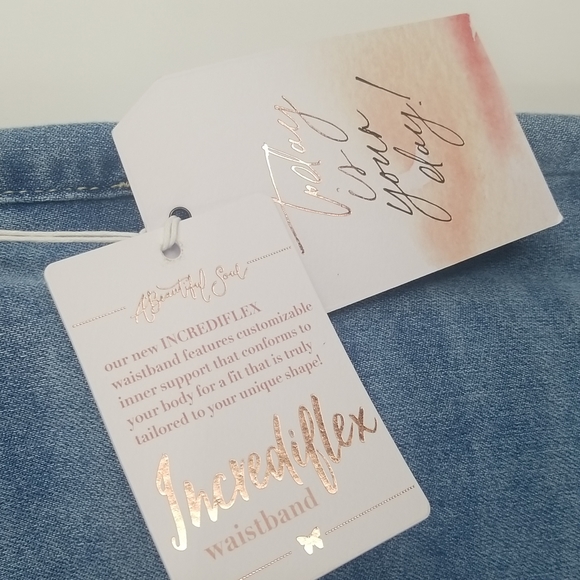 A Beautiful Soul 34" Wide Leg Blue Jeans - Picture 3 of 13